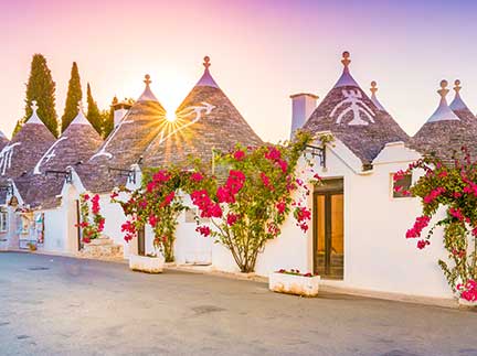 Trulli-Häuser in Alberobello (Italien).