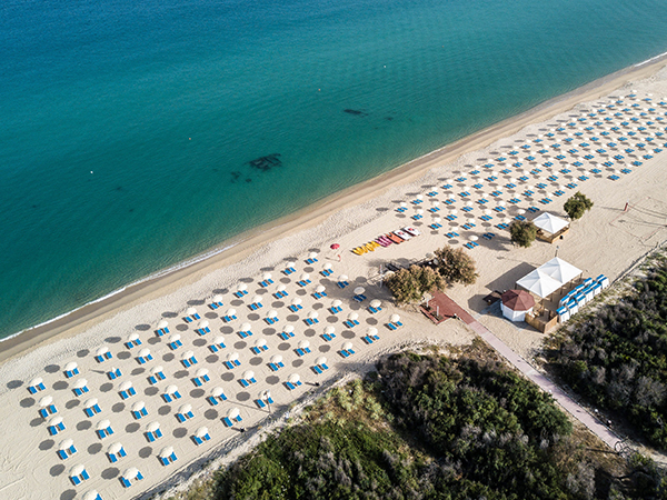 Weitläufiger Hotelstrand.