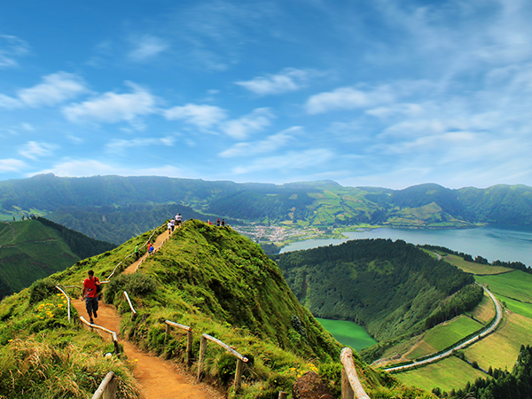 Wanderin auf São Miguel.