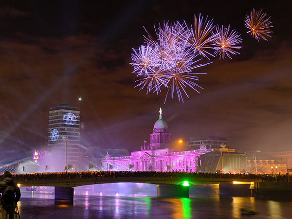 Feuerwerk in Dublin.