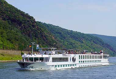 Flusskreuzfahrt-Schiff Compass Empress