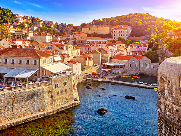 Die mittelalterliche Hafenstadt Dubrovnik in Kroatien.