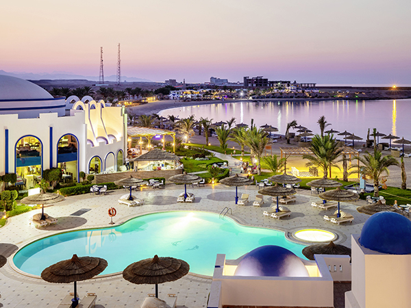 Pool des Coral Sun Beach Hotels.