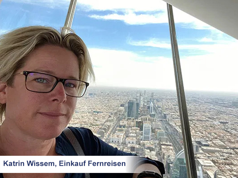 Karin auf dem Kindom Center.
