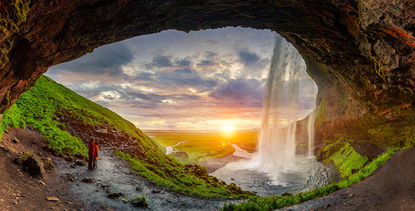 Island - Seljalandsfoss.