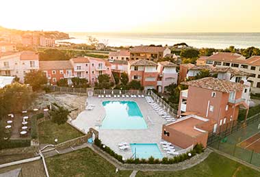 Hotel Maristella aus der Vogelperspektive.